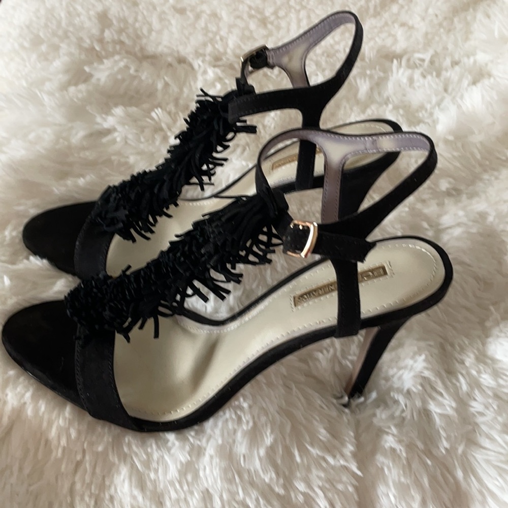 ❌SOLD❌BCBG Heels - Picture 3 of 6